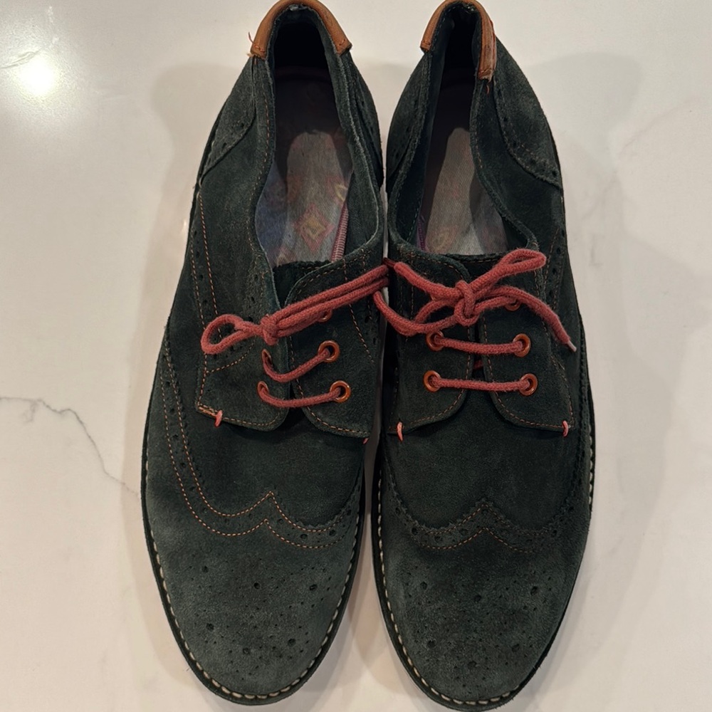 Ted Baker Green and Brown Oxfords with Classic Design